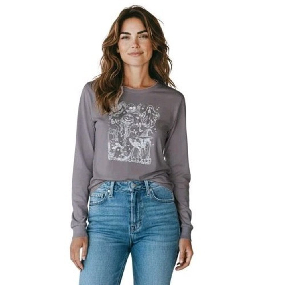 New Cozy Oversized Long Sleave Halloween Themed Shirt ghosts jacko lantern